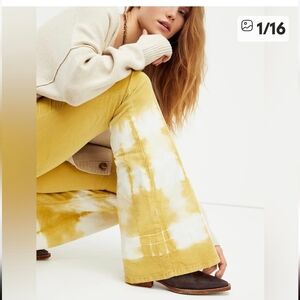 Sz 32 New Free People gold We The Free TieDye Super Flare PullOn Corduroy Jeans